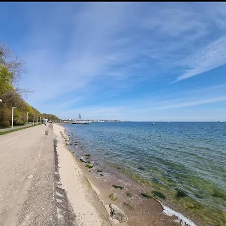 Uniquechambre Appartamento Gdynia